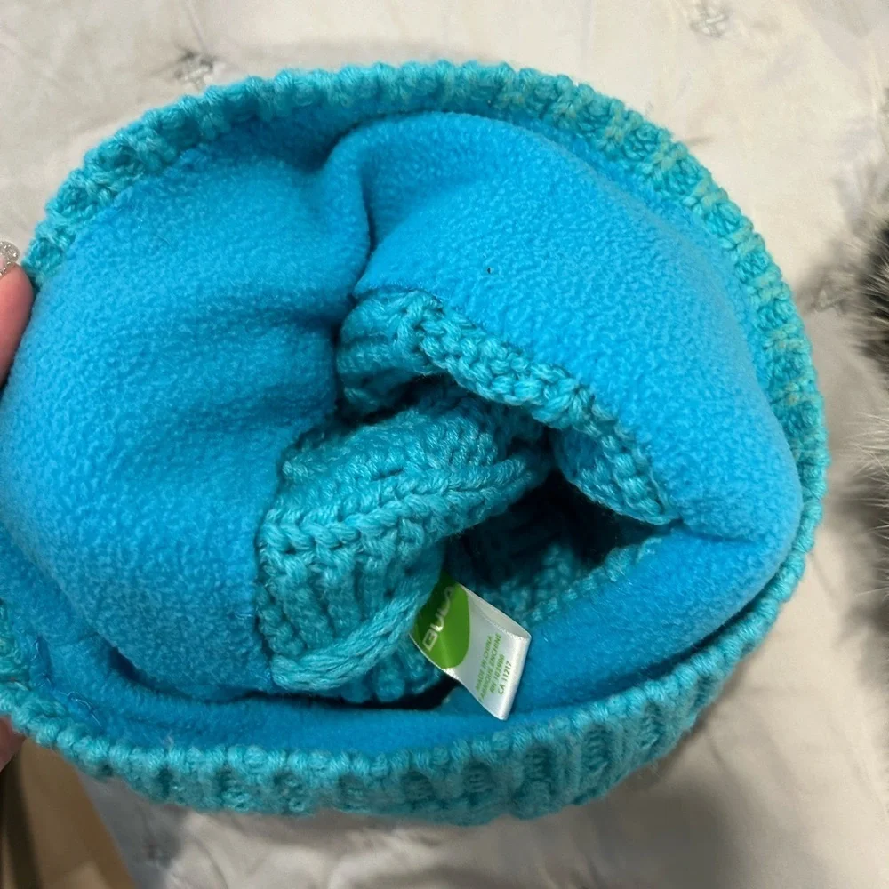 Bula Blue Cable Knit Fleece Lined Winter Hat One Size new without tags